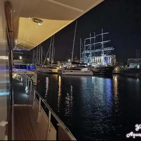 Yacht Aquamarina La Rochelle *