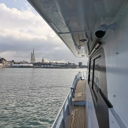 Yacht Aquamarina La Rochelle